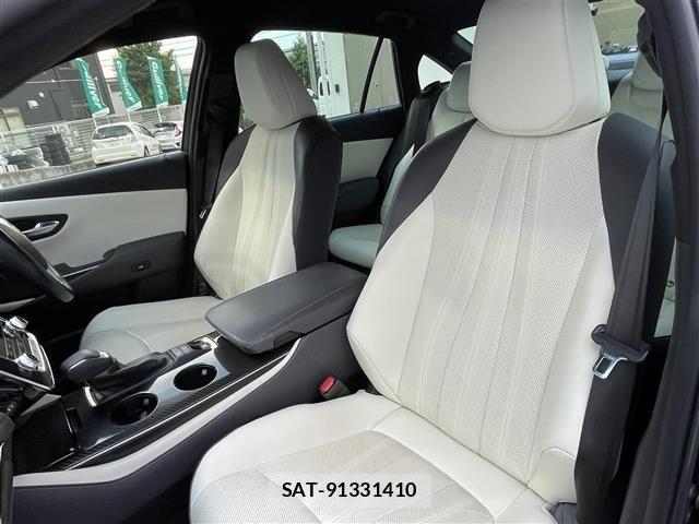 Toyota CROWN 2018 8680534-6