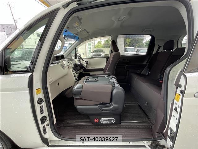 Toyota SPADE 2014 8917324-1