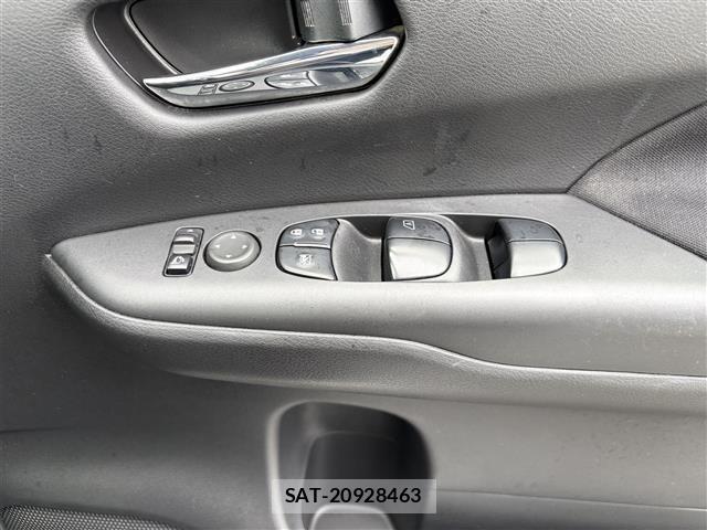 Nissan SERENA 2021 8926628-11