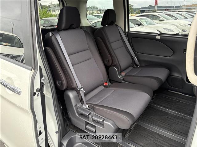 Nissan SERENA 2021 8926628-4