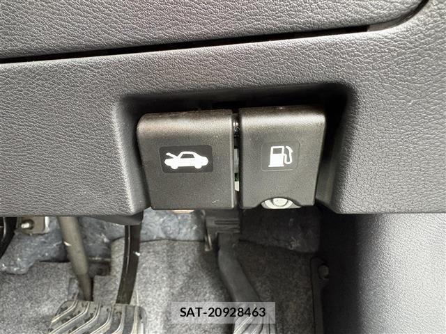 Nissan SERENA 2021 8926628-7