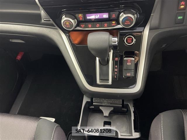 Nissan SERENA 2019 8926629-3
