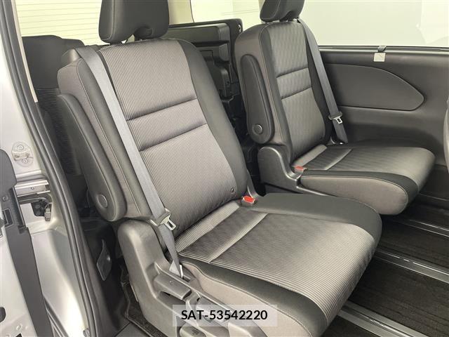 Nissan SERENA 2019 8926649-10