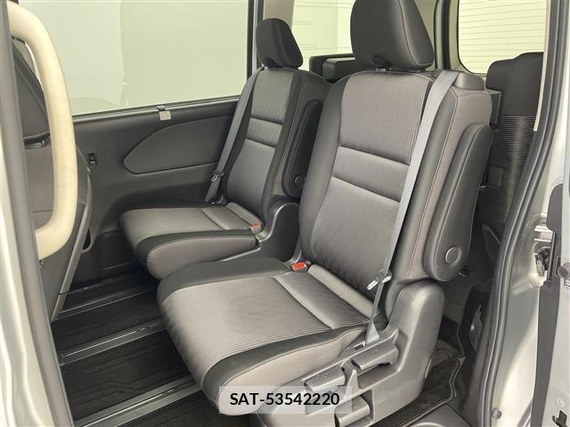 Nissan SERENA 2019 8926649-11