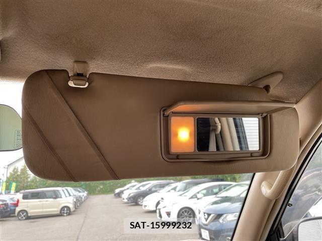 Toyota LAND CRUISER 2000 8910636-1