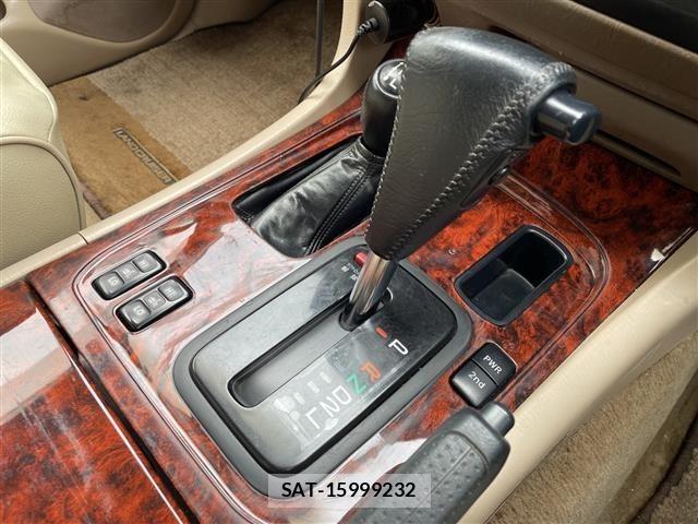 Toyota LAND CRUISER 2000 8910636-12