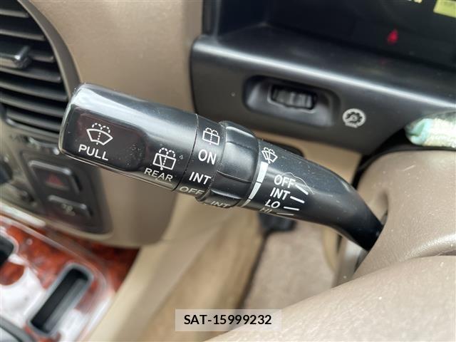 Toyota LAND CRUISER 2000 8910636-17