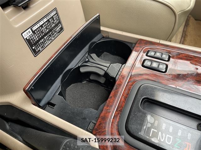 Toyota LAND CRUISER 2000 8910636-22