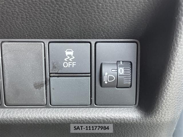 Honda FIT 2023 8921856-12