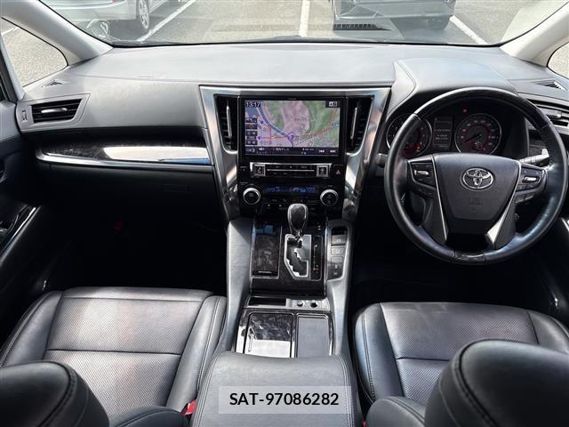 Toyota VELLFIRE 2018 8905130-14