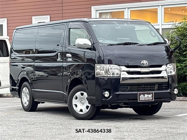 Toyota HIACE VAN 2020 8910525-15