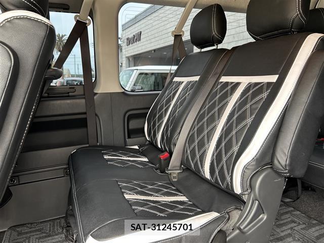 Toyota HIACE WAGON 2023 8915523-19