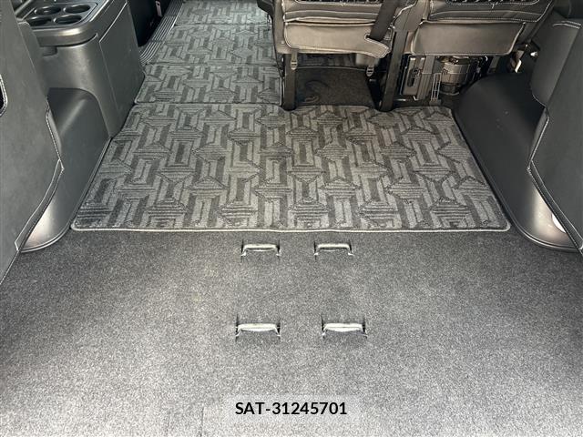 Toyota HIACE WAGON 2023 8915523-7