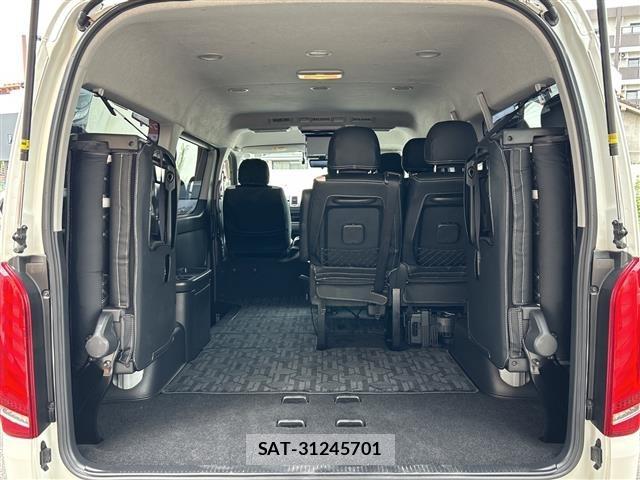 Toyota HIACE WAGON 2023 8915523-8