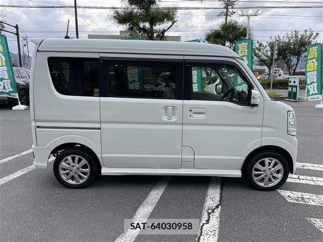 Suzuki EVERY WAGON 2020 8679810-1