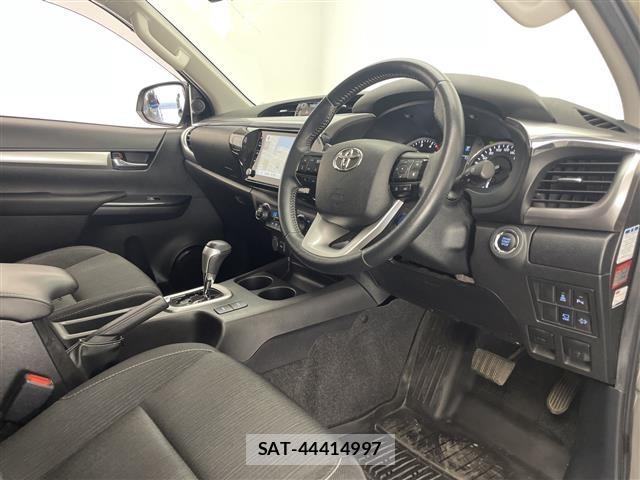 Toyota HILUX 2024 8682885-4