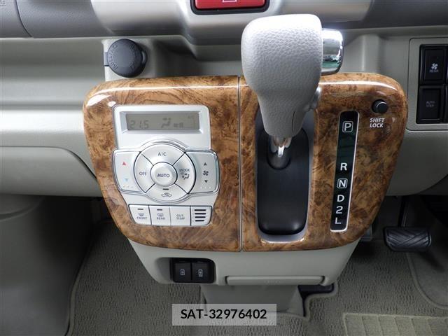 Suzuki EVERY WAGON 2023 8679811-1
