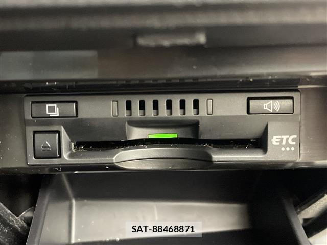 Toyota CAMRY 2018 8885394-19