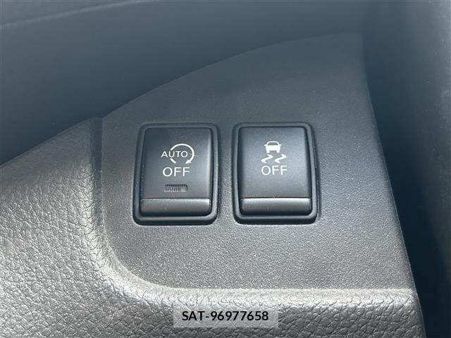 Nissan SERENA 2015 8926666-11