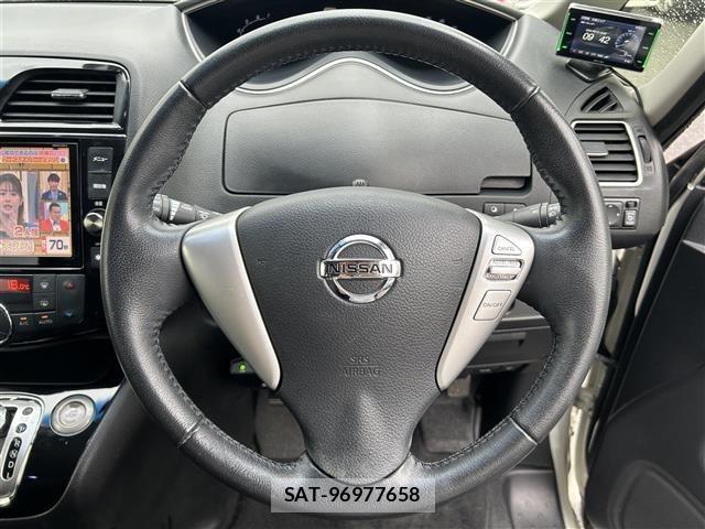 Nissan SERENA 2015 8926666-8