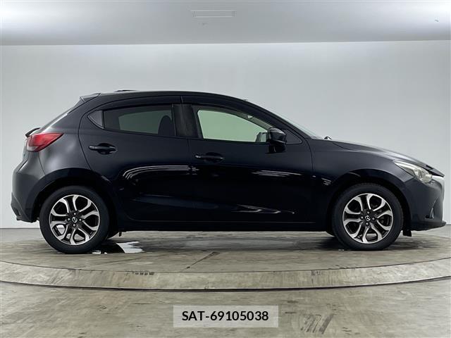 Mazda DEMIO 2015 8907944-12