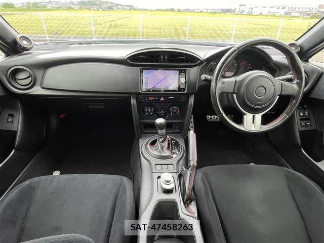 Toyota 86 2013 8892057-15