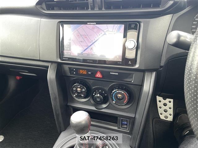 Toyota 86 2013 8892057-16
