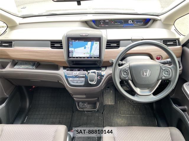 Honda FREED 2022 8684550-14