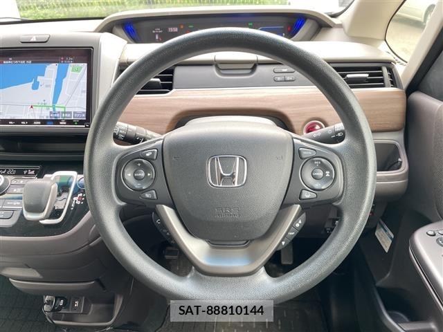 Honda FREED 2022 8684550-18