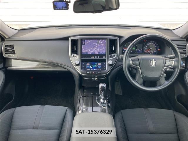 Toyota CROWN 2013 8937610-32