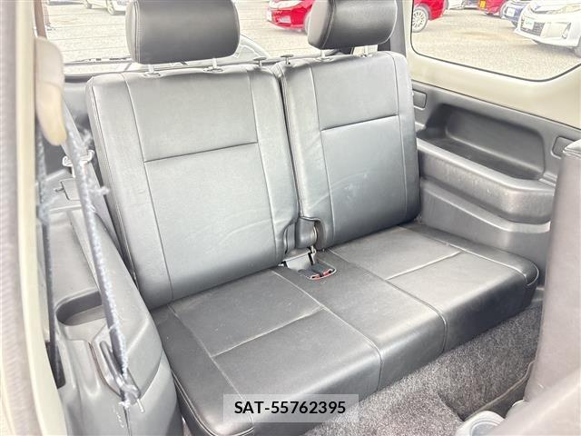 Suzuki JIMNY 2011 8748688-4