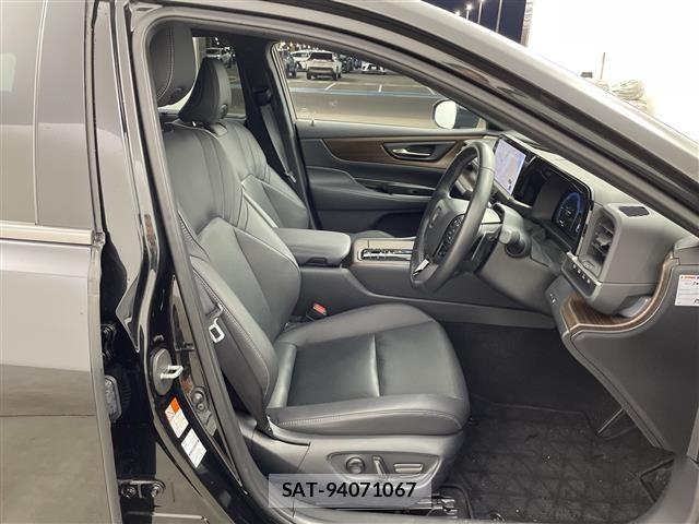 Toyota CROWN 2024 8937612-1