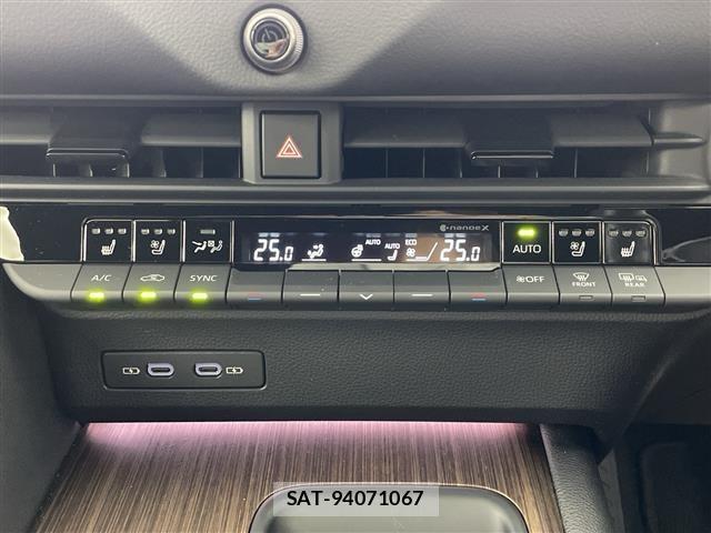 Toyota CROWN 2024 8937612-18