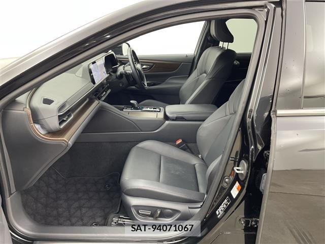 Toyota CROWN 2024 8937612-7