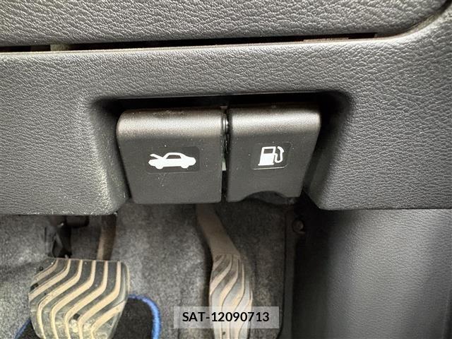 Nissan SERENA 2019 8926730-24