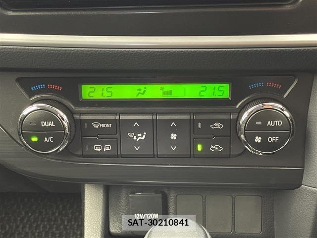 Toyota AURIS 2013 8683041-18