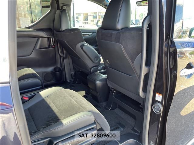 Toyota ALPHARD 2022 8716192-20