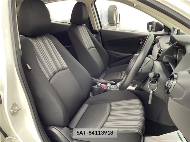 Mazda MAZDA2 2022 8910095-11