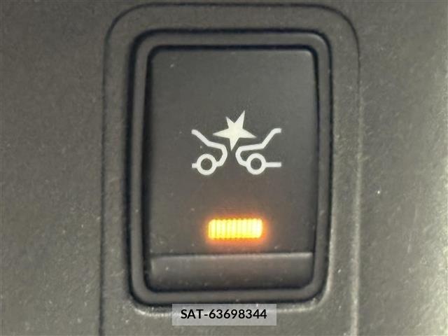 Nissan SERENA 2018 8926746-5