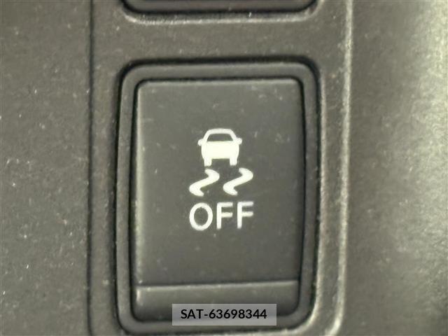 Nissan SERENA 2018 8926746-7