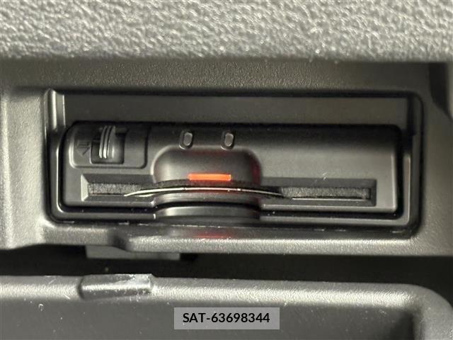 Nissan SERENA 2018 8926746-8