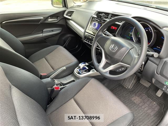 Honda FIT 2013 8921879-17