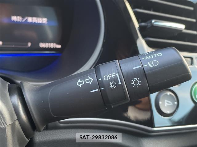 Honda GRACE 2014 8863940-20