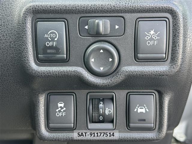 Nissan NOTE 2017 8912443-6