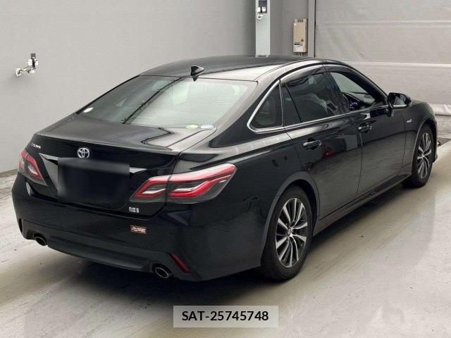 Toyota CROWN 2019 8680470-1