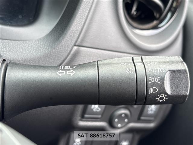 Nissan NOTE 2017 8912461-10