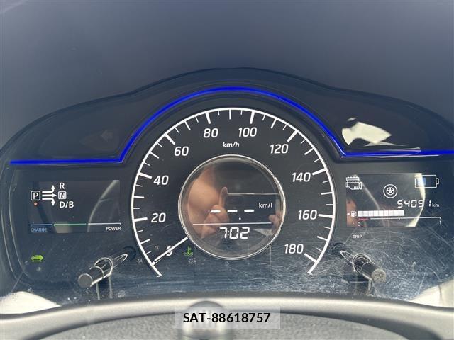 Nissan NOTE 2017 8912461-11