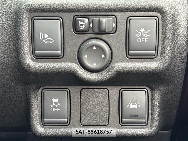 Nissan NOTE 2017 8912461-21