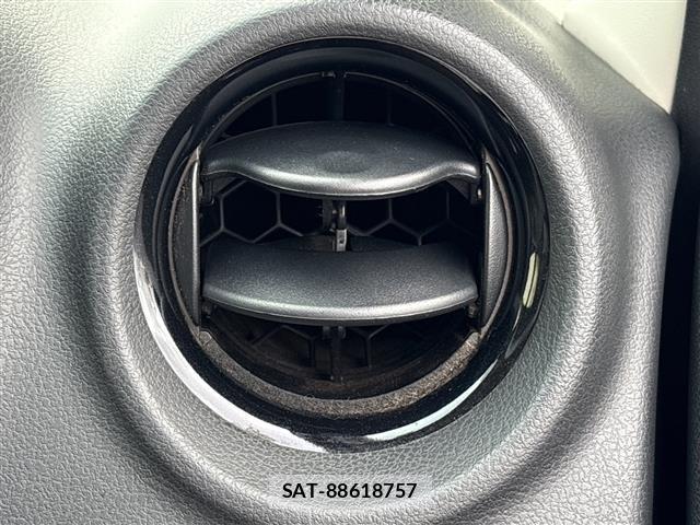 Nissan NOTE 2017 8912461-22
