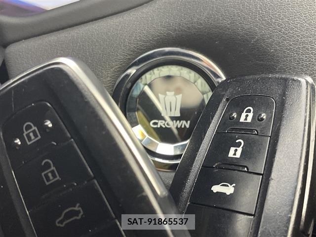 Toyota CROWN 2020 8937619-10
